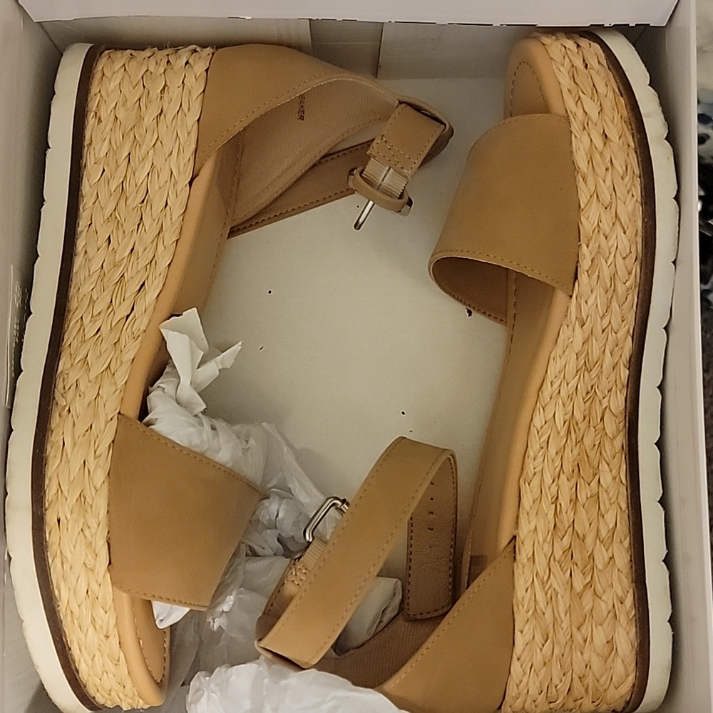 Dolce vita baker wedges
